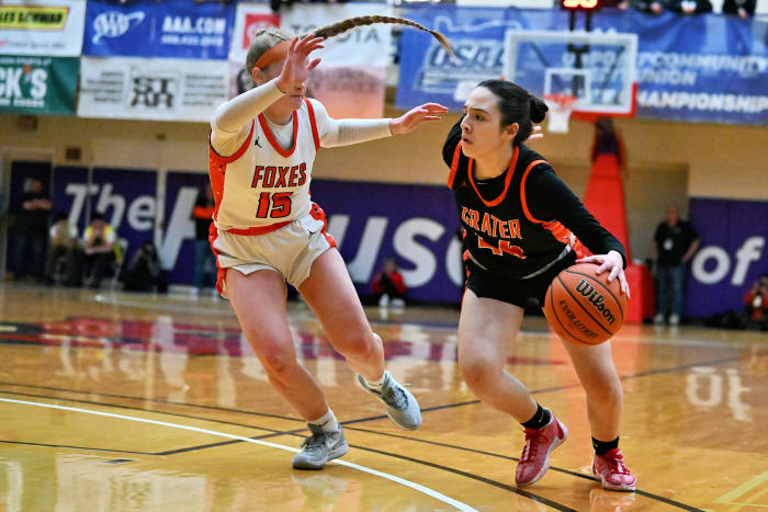 a Silverton Crater 5A Oregon girls basketball final 2024 Leon Neuschwander 44